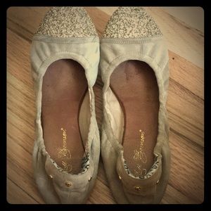 Matt Berson beige & gold ballet flats